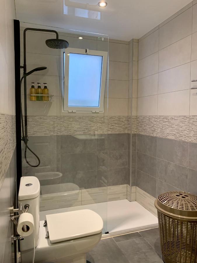 Schoene Wohnung In Zentrum Von Torrevieja Luaran gambar