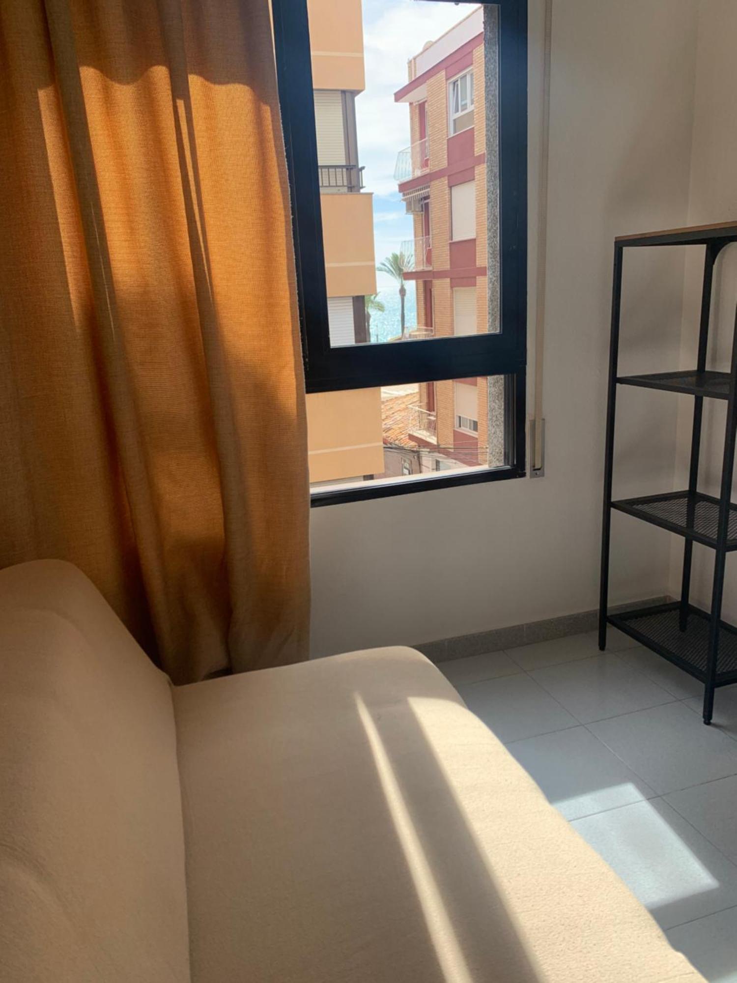 Schoene Wohnung In Zentrum Von Torrevieja Luaran gambar